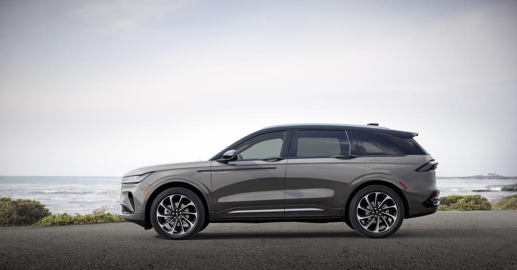 Lincoln: Nautilus SUV shows next-level design language and interior ...