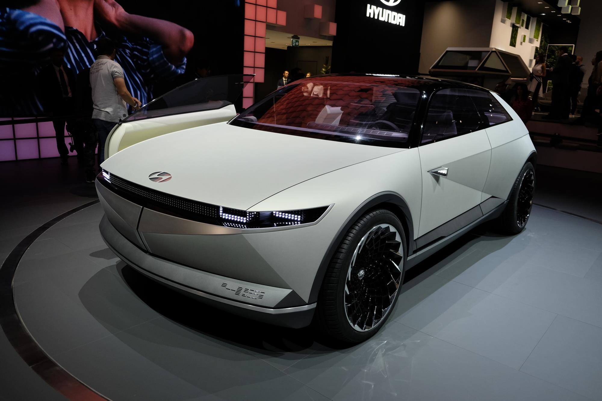 Design Analysis: Hyundai 45 & H-Space concepts | Article | Car Design News