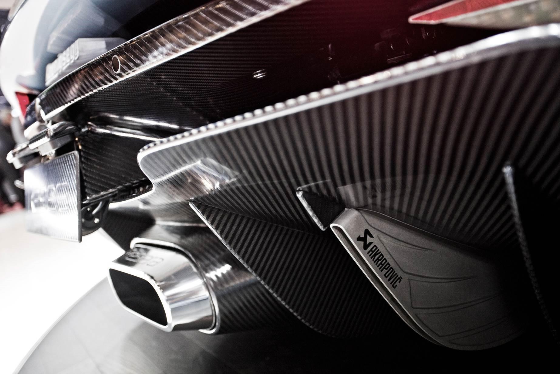 Design Detail Koenigsegg Regera ‘fishtail Exhaust 2015 Article