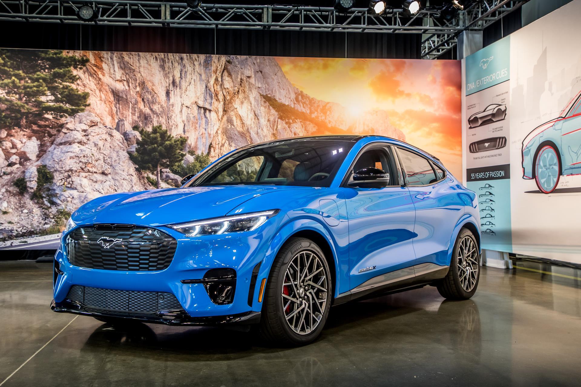 ford-unveils-the-electric-mustang-mach-e-suv-article-car-design-news