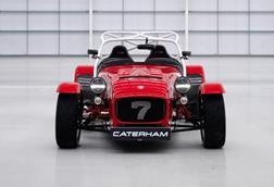 Caterham Seven red front on hero