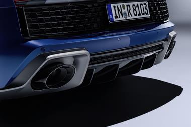 CDN_Audi R8 2910_exhaust emphasis