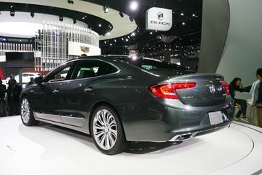 Buick Lacrosse 6