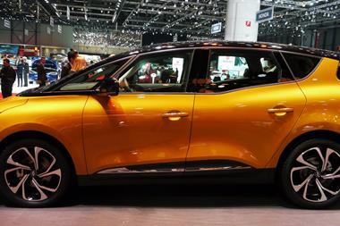 renault-scenic-1