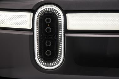 F.-Rivian_R1T_Headlight_Detail.jpg