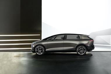 2022 Audi Urbansphere - ext side