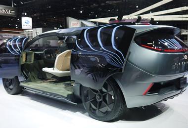 gac-entranze-sliding-doors.jpg