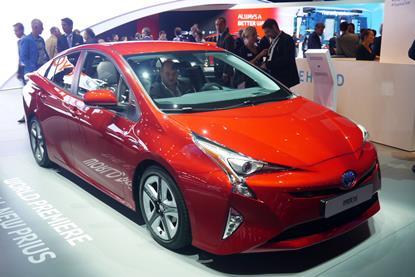 toyota-prius-06