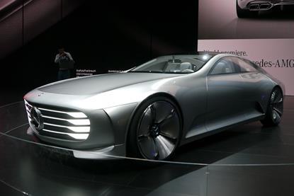 mercedes-iaa-1