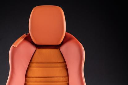 B-Foglia and B-Terra Seat (front top) 02012
