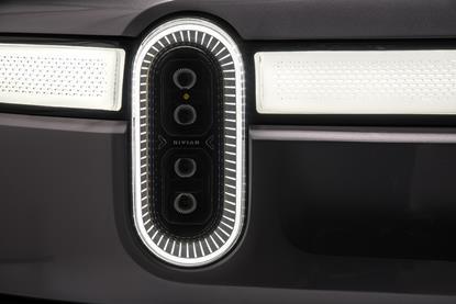 F.-Rivian_R1T_Headlight_Detail.jpg