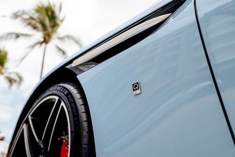 Aston Martin DB12 Volante - Palm Beach Edition 4