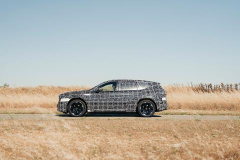 P90602990_highRes_testing-the-new-bmw-