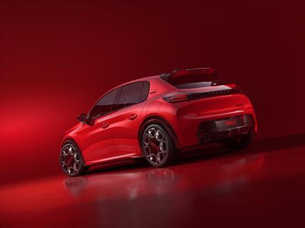 PEUGEOT_E208_GTi_2506STYP_007_FR