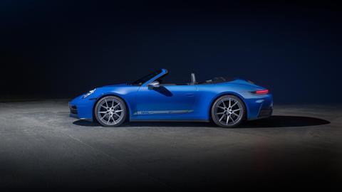 Porsche Carrera T cabrio side roof down_1920x1441