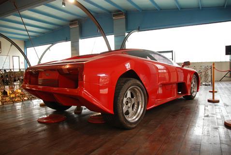 1990 Maserati Chubasco prototype - ext R3Q R (dusty in Panini musuem)