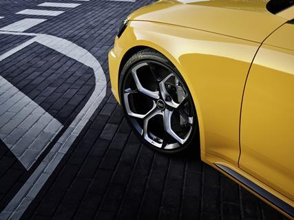Audi RS4 Avant 25 year 653-A242083large