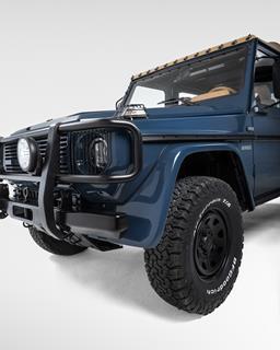 6_Blue G-Wagon_Studio_Exterior_Aladenise