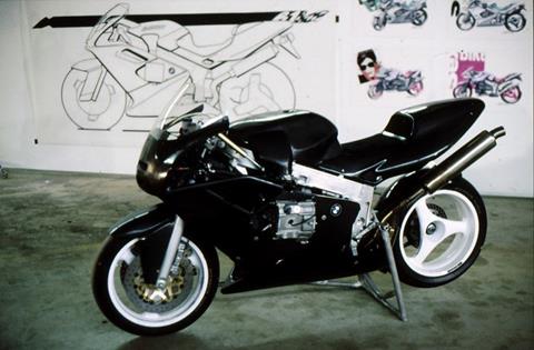 Martin Longmore Bmw R1 1