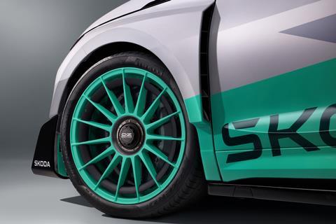 15_new_enyaq_rs_race_36b9cdbc-1920x1281
