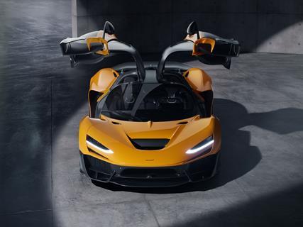 Original-16835-3-mclaren-w1-high-front-doors-open