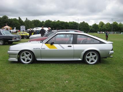1600px-Opel_Manta_B_CC_GSi_Seite