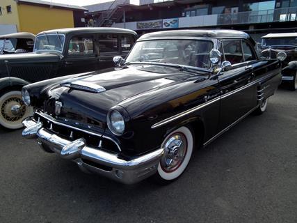 CDN_Jukebox Design_1953_Mercury_Monterey_coupe_with_Dagmar_bumpers
