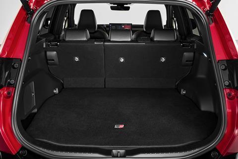 2026_RAV4-GR-Sport_interior_008