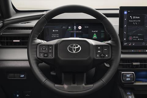2026_ALL-NEW-RAV4_interior_005