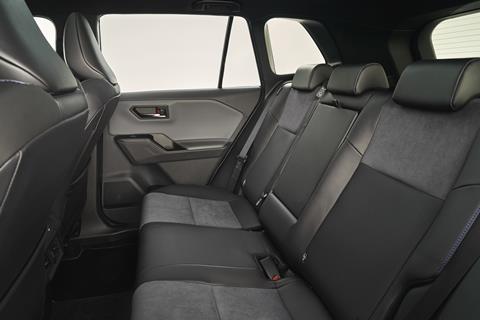 2026_ALL-NEW-RAV4_interior_010