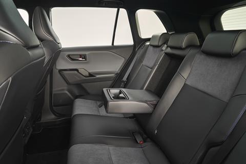 2026_ALL-NEW-RAV4_interior_011