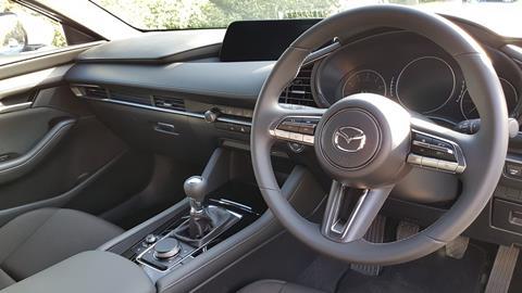 CDN_Mazda3-Driven_interior_1