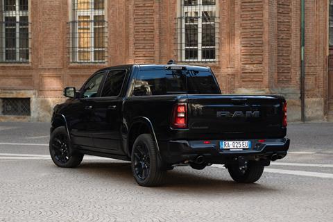 NewRam1500Laramie (2)
