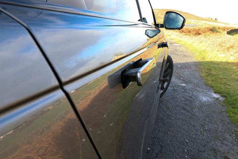 6c — doorhandles.jpg
