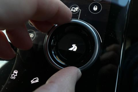 8c — Interface wow but.jpg