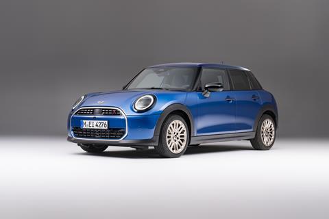 P90553902_highRes_mini-cooper-s-5-door