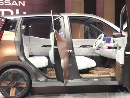 Nissan IMk on stand in Tokyo 2019