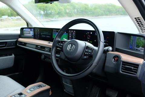 Honda e interior 10