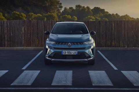 Renault Symbioz Iconic Version Mercury Blue (14)