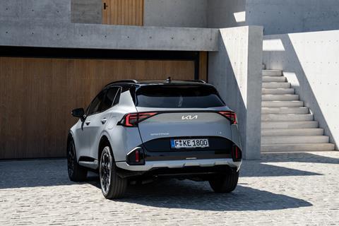 kia-new-sportage-gtline-my26-lunar-silver-static-hires-011