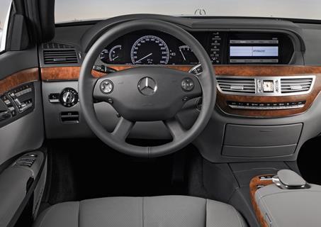 Mercedes S-Class W221_interior